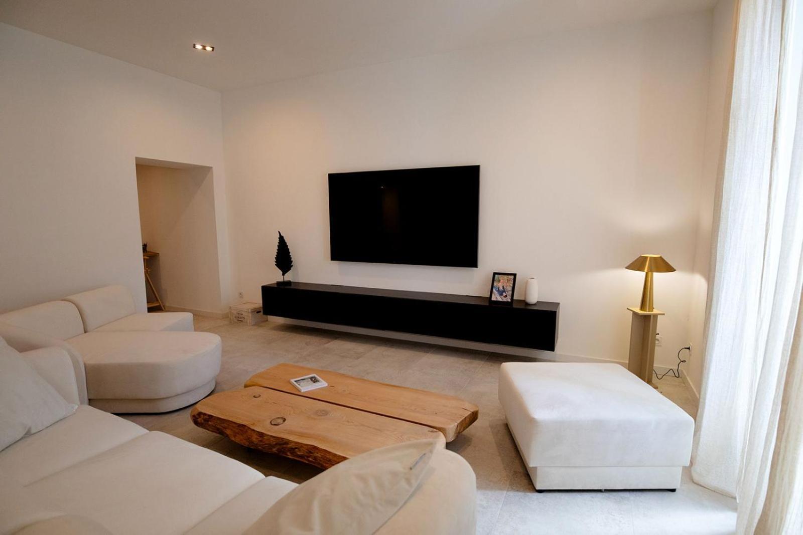 Appartement 120M2 Aubenas Esterno foto